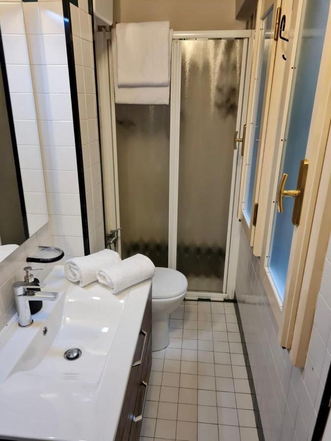 Monolocale Oberdan Apartment Bologna Bagian luar foto
